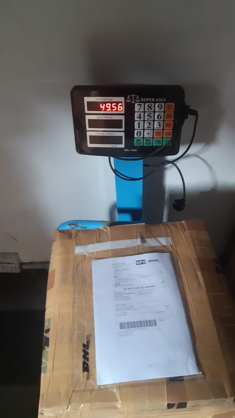 Lash Tweezers Dispatched To USA